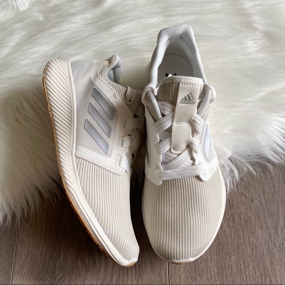 NWT Adidas Edge Lux 3 Women’s Shoes - Picture 4 of 7